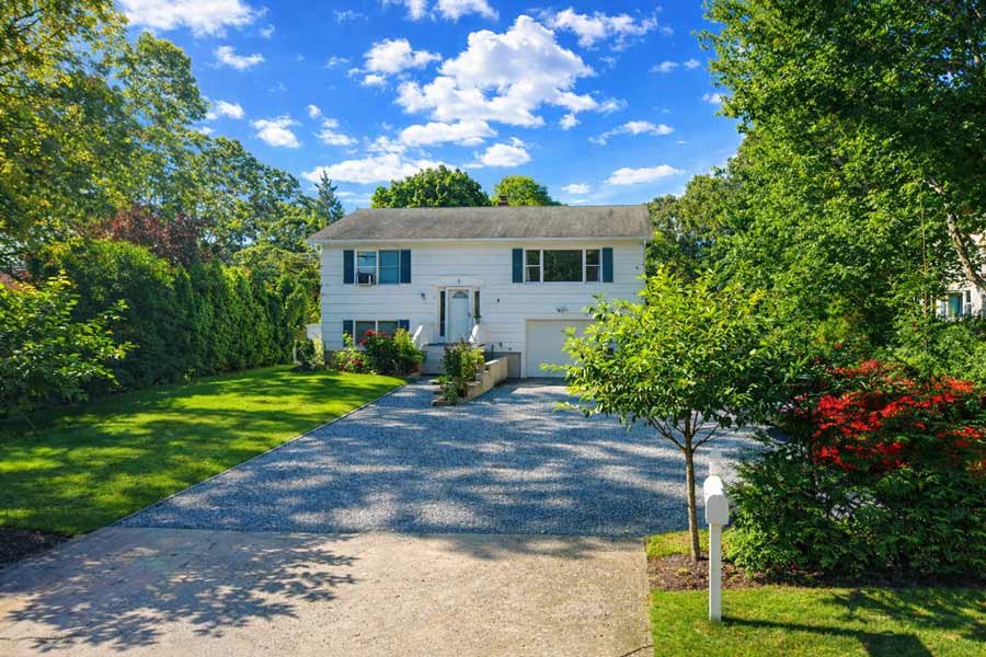 41-LOVELL-RD,-HAMPTON-BAYS-NY-11946