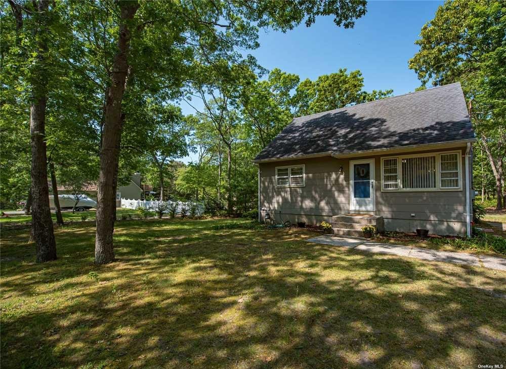 41-LOVELL-RD,-HAMPTON-BAYS-NY-11946