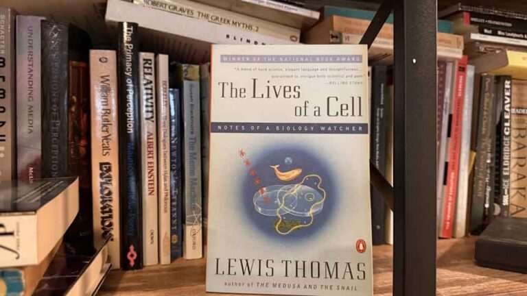 The Lives of a Cell: Notes of a Biology Watcher by Lewis Thomas — A Review