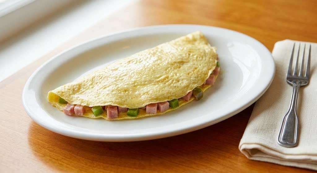 Western Omelet with Ham, Peppers, and Onions