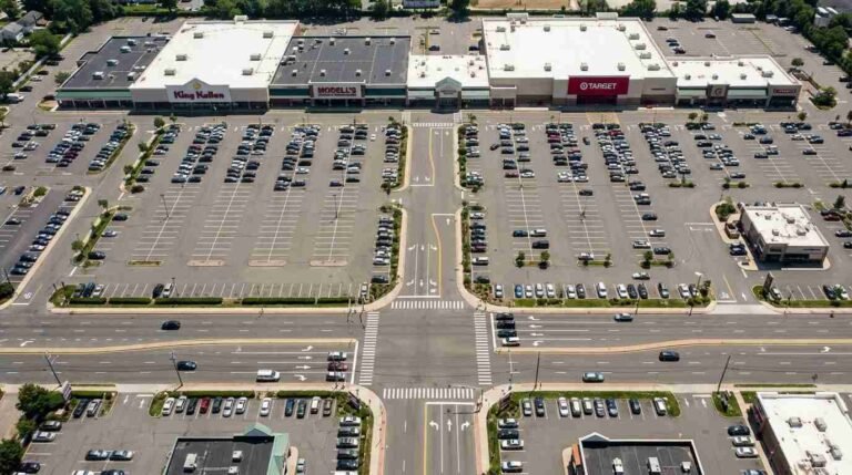 Why Smithtown Diners Outlived Every Chain That Tried to Replace Them: The Zoning Quirk That Accidentally Saved Diner Culture